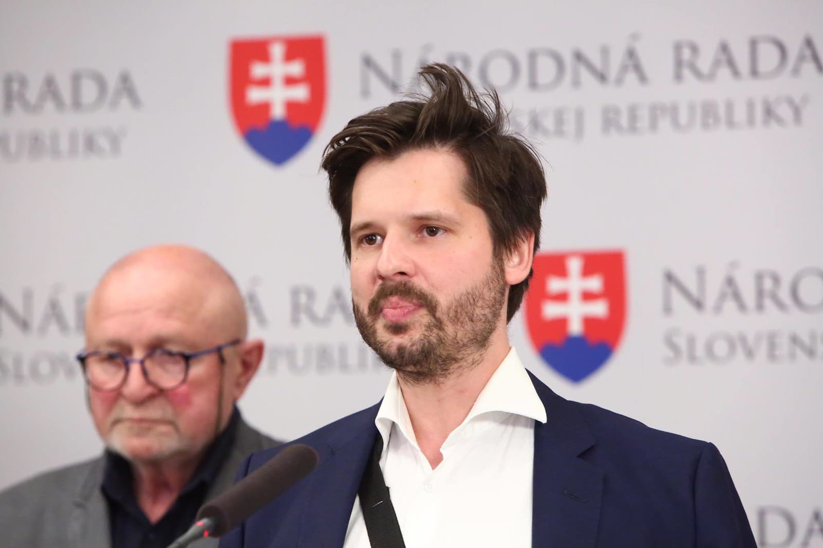 Demokrati namietajú neriešenie reformy
