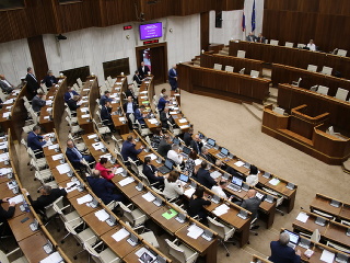 K svetu sa pripojili