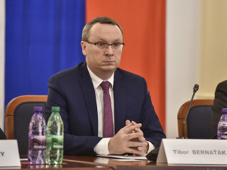 Tibor Bernaťák