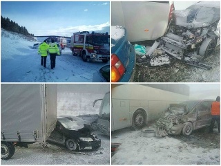 Hromadná dopravná nehoda na
