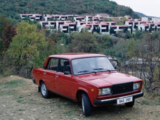 Lada musí pozastaviť výrobu.