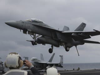 Stíhačka typu F/A-18 Super