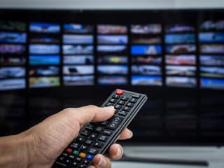 VIDEO: Tlačidlá na diaľkovom ovládaní prestali reagovať? Problém vyriešite aj svojpomocne a za pár minút!