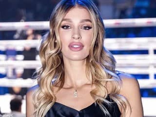 Jasmina pôsobí nežne, z jej úst však vychádzajú vulgarizmy: Reakcia syna Sanela? Neuveriteľné!
